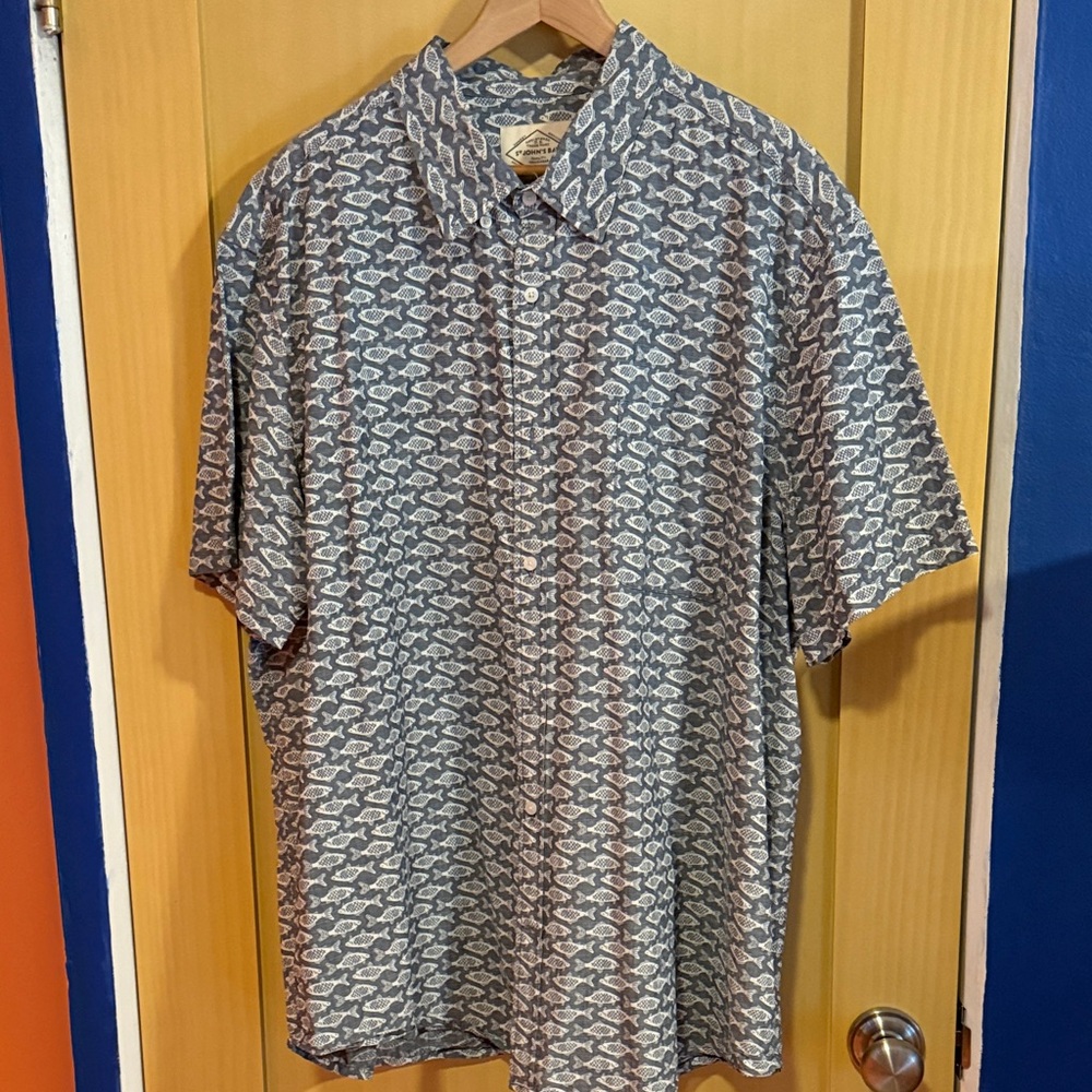 St. John's Bay Men's Casual Shirt - Blue and Gray Pattern